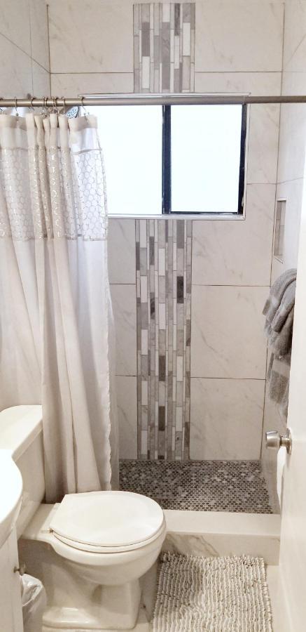 Very Glam Apartment 5 Miles From Hard Rock ハリウッド エクステリア 写真