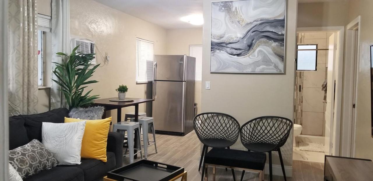 Very Glam Apartment 5 Miles From Hard Rock ハリウッド エクステリア 写真